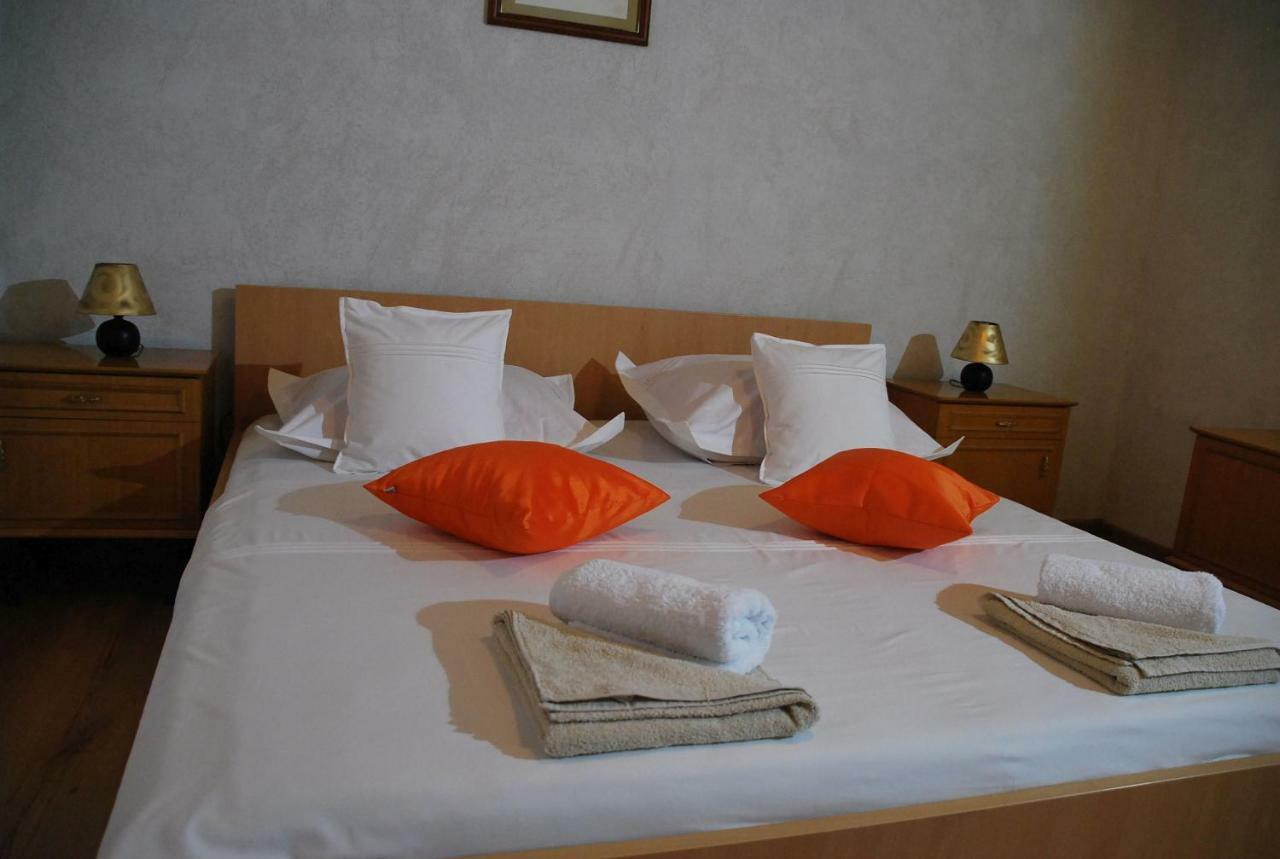 Apartman Ruzica Makarska Buitenkant foto