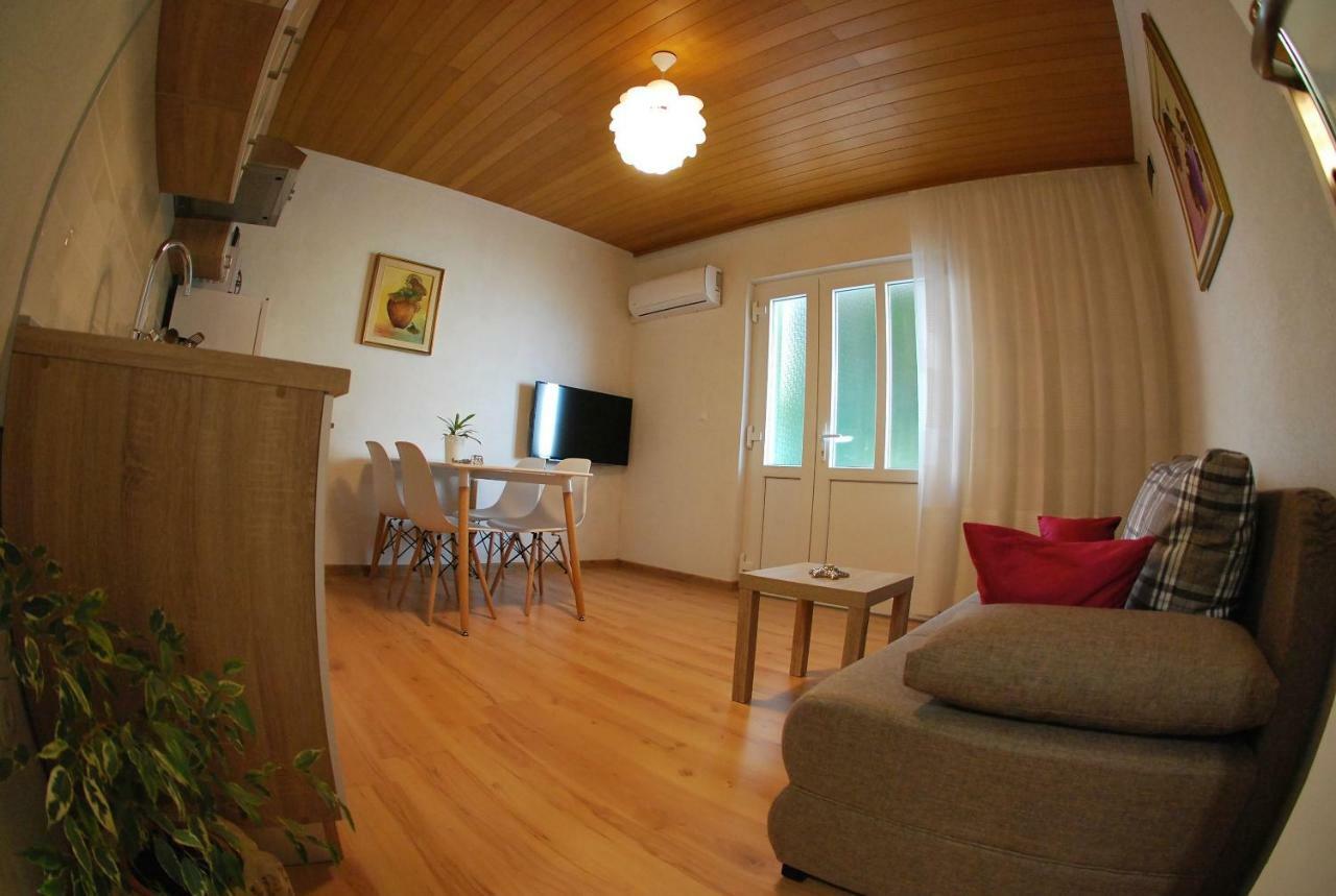 Apartman Ruzica Makarska Buitenkant foto